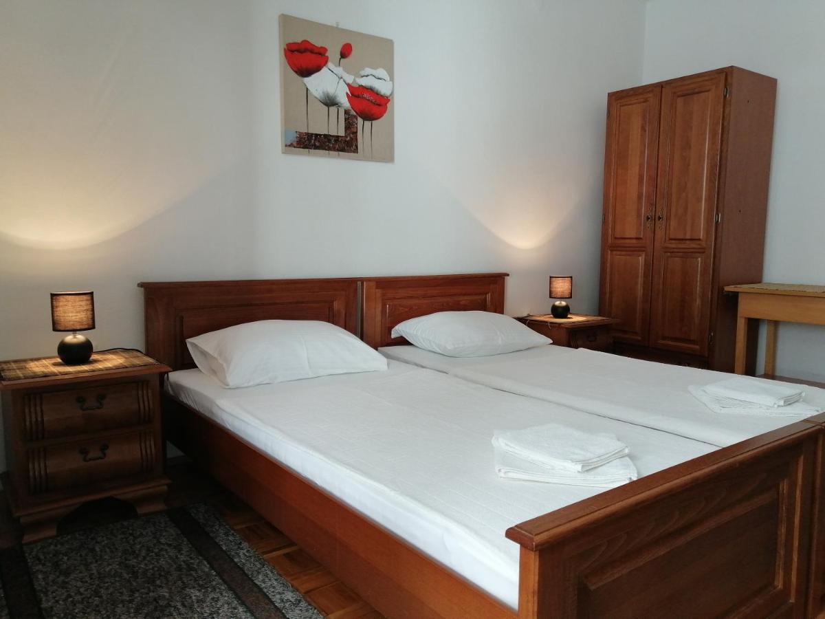 Daire Lovely 2-bedroom In Budva